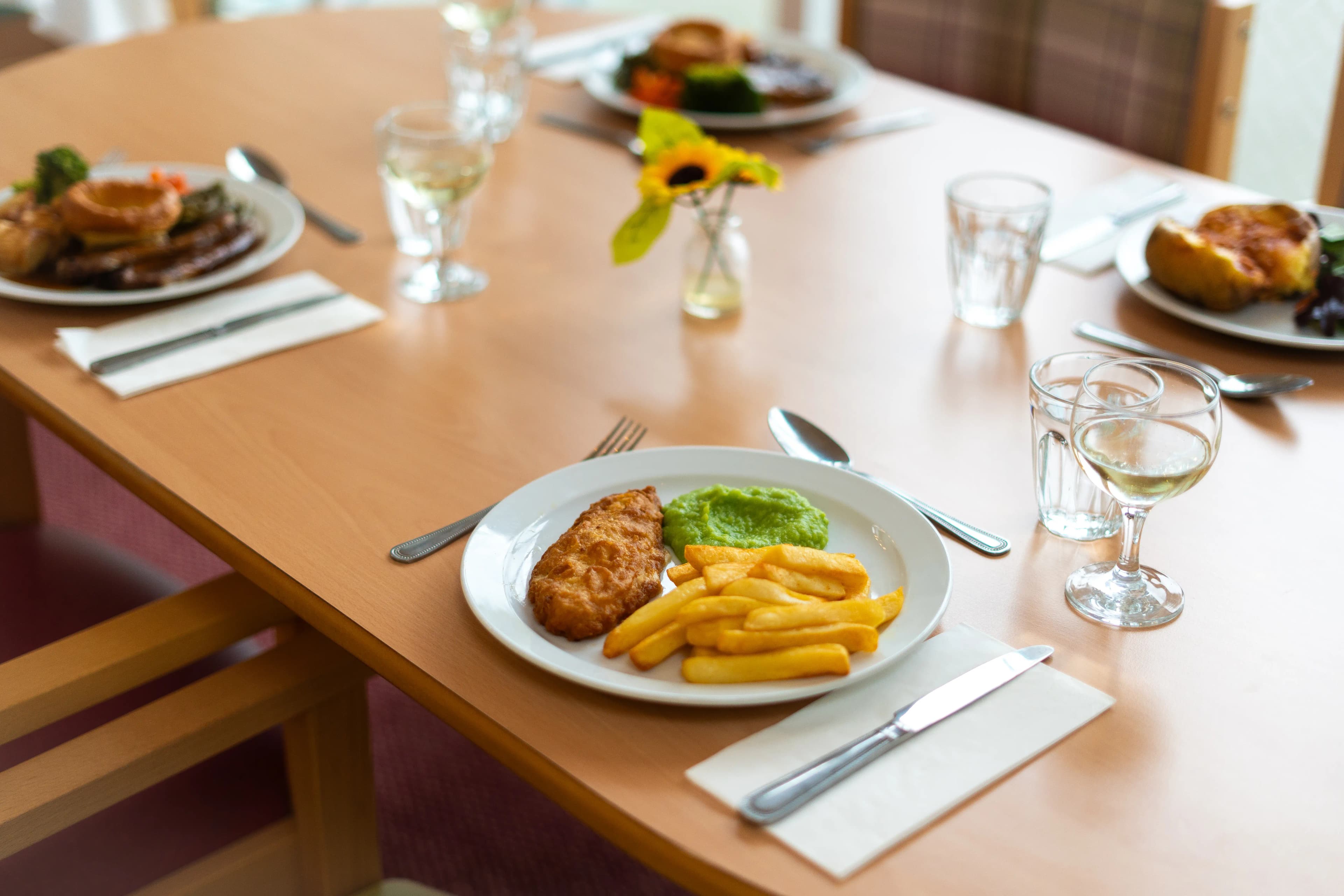 Restaurant-Style Dining