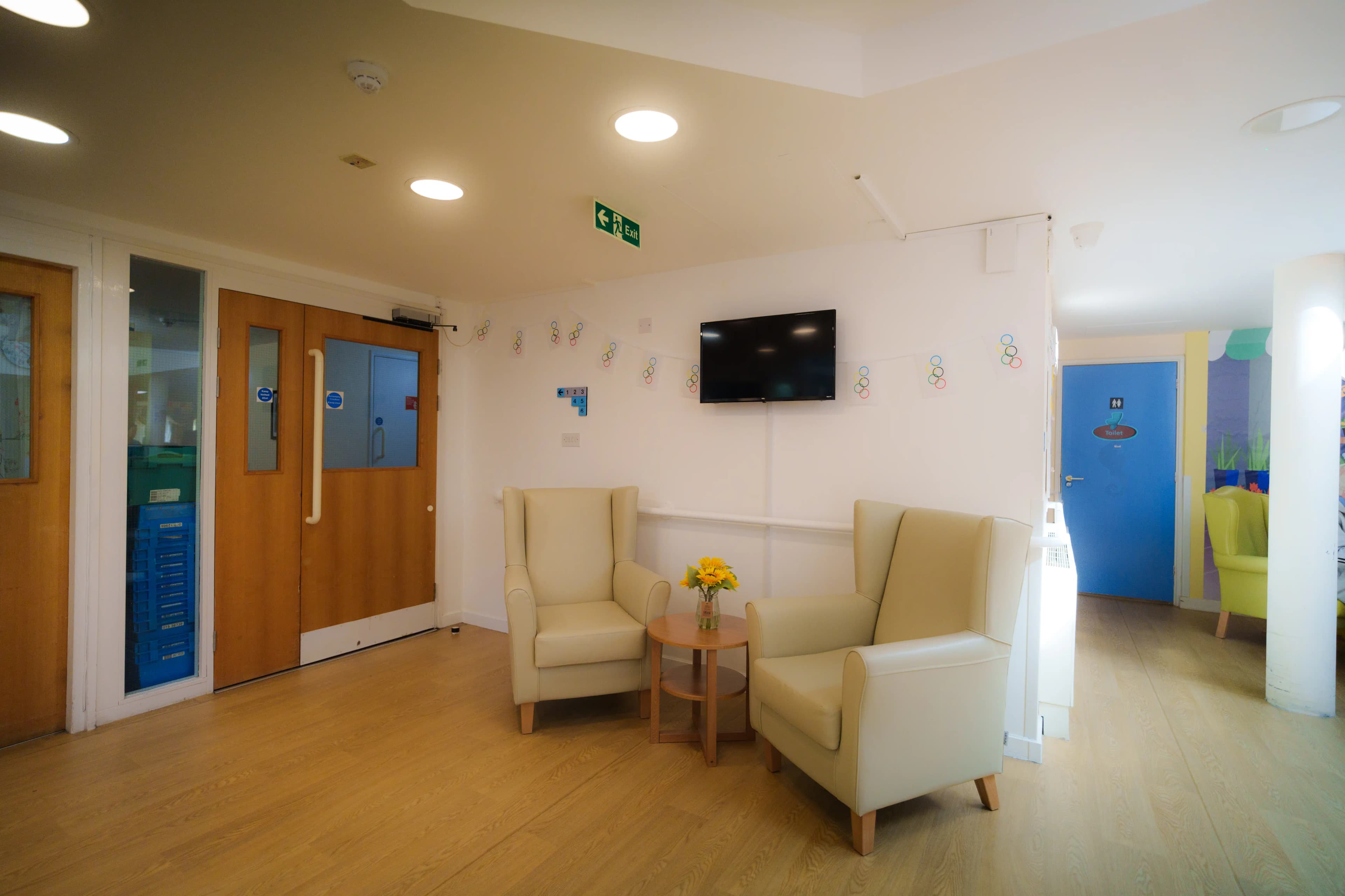 Interior - Bright lounges designed for comfort and connection